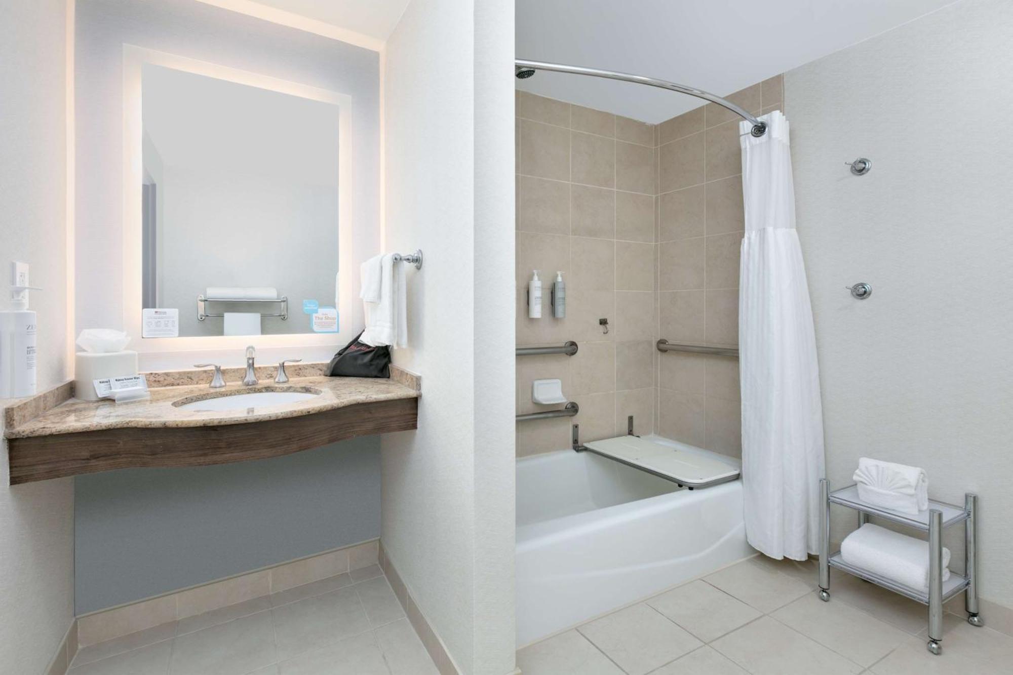 Hilton Garden Inn Dallas Arlington Extérieur photo